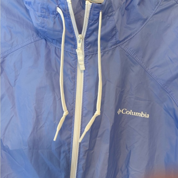 Columbia Blue and White Women's Jacket - Picture 4 of 5